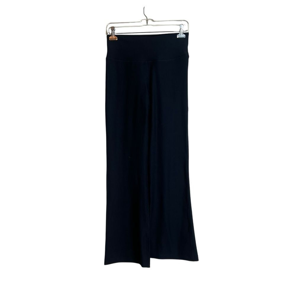 Mondetta black boot cut‎ / flare yoga pants